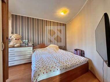Продажба - Апартамент в Колхозен пазар,  Варна