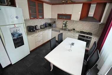 Miete - Wohnung in Lazur,  Burgas