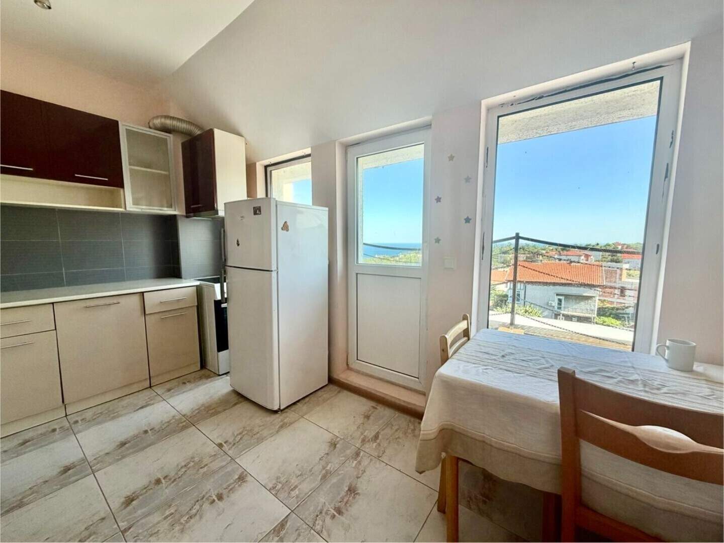Cu trei camere Apartament în Galata, Varna – fotografia 3