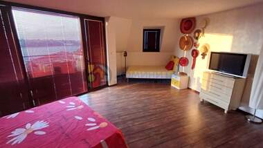 Vânzare - Apartament în Țarevo,  Burgas