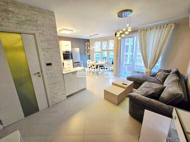 Vânzare - Apartament în Kărșiaka,  Plovdiv