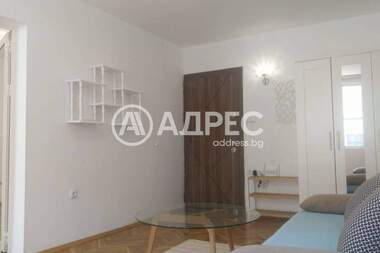 Ενοίκιο - Διαμέρισμα σε Център,  Варна
