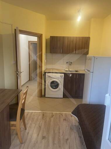 Kira - Apartman olarak Pogrebi,  Varna