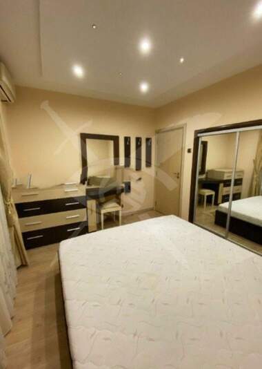 Închiriere - Apartament în Hristo Smirnenski,  Plovdiv