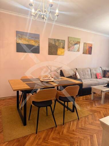 Kira - Apartman olarak Oborishte,  Sofia