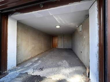Vânzare - Apartament în Bazar Levski,  Varna