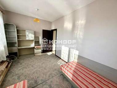 Vânzare - Apartament în Rakovski,  Plovdiv