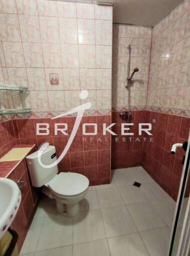 Închiriere - Apartament în Văzrojdenți,  Kărdjali