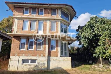 For sale - House in Trakata,  Varna