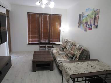 Închiriere - Apartament în Izgrev,  Burgas