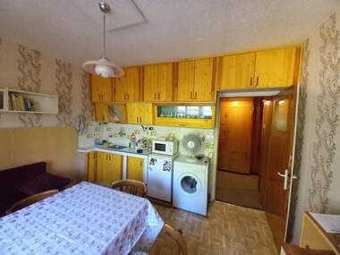 Închiriere - Apartament în Ideal City Center,  Pleven