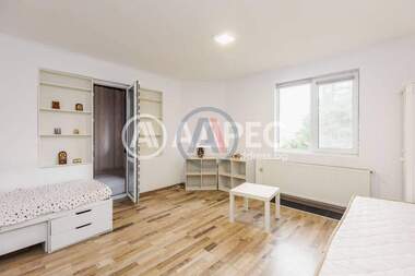 For sale - House in Kichevo,  Varna