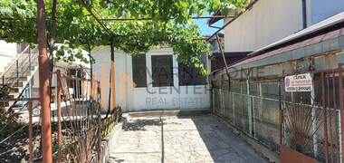 Vânzare - Garaj în Vinița,  Varna