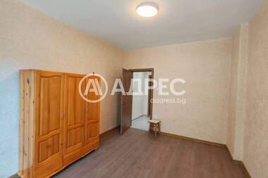 Închiriere - Apartament în Geo Milev,  Sofia