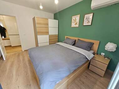 Închiriere - Apartament în Mladejki hălm,  Plovdiv