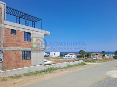 For sale - House in Lozenec,  Iambol