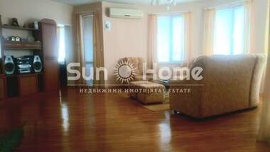 Продажба - Апартамент в Дружба 1,  Хасково