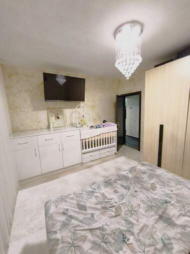 Vânzare - Apartament în Țentăr,  Pernik