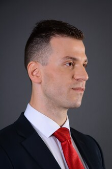 Стоян Стоянов
