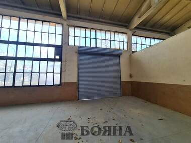 Închiriere - Depozit/Service auto/Spațiu de depozitare în Promișlena zona - Iztok,  Ruse