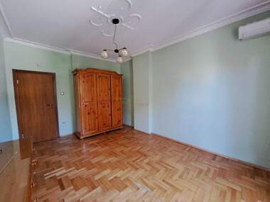 Kira - Apartman olarak Center,  Sofia