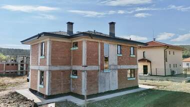 Продажба - Къща в Нови Хан,  София Област