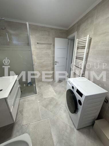 Închiriere - Apartament în Izgrev,  Varna