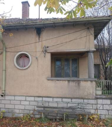 Vânzare - Casă în Banița,  Vrața