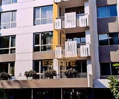 Verkauf - Wohnung in Wazrajdane 1,  Warna