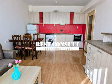 Închiriere - Apartament în Hășove,  Ruse