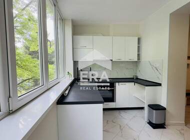 Închiriere - Apartament în Dărvenița,  Sofia
