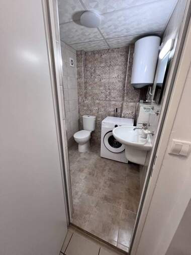Închiriere - Apartament în Lazur,  Burgas