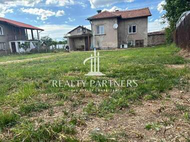 For sale - House in Studena,  Pernik