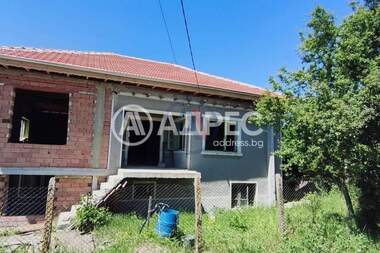 For sale - House in Brestak,  Varna