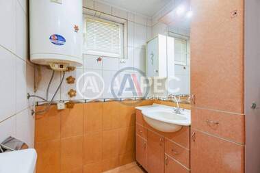 For sale - Apartment in Liatno kino Trakia,  Varna