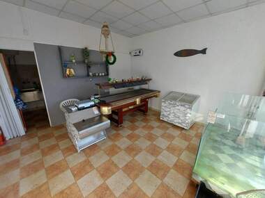 Verkauf - Laden in Kooperatiwen  pazar,  Targowishte