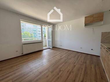Продажба - Апартамент в Кайсиева градина,  Варна