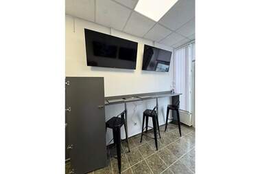For rent - Office in Centar,  Targovishte