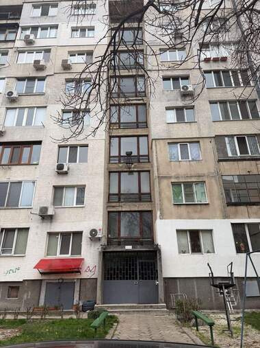 Продажба - Апартамент в Света Троица,  София