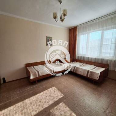 For sale - Apartment in Kiuchuk Parij,  Plovdiv