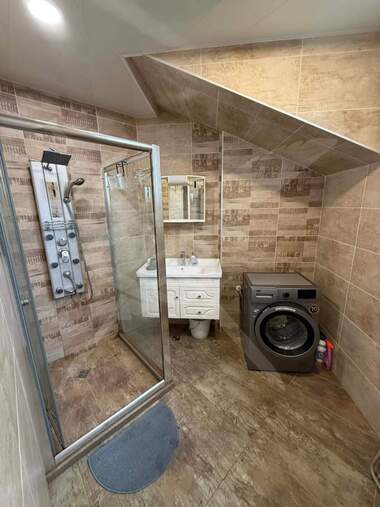 Kira - Apartman olarak Pogrebi,  Varna