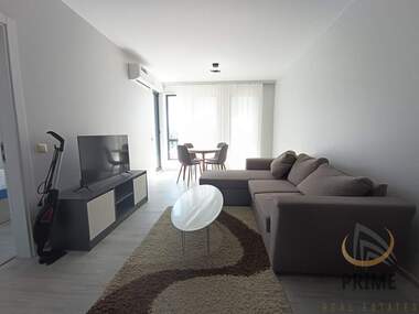 Închiriere - Apartament în Slaveîkov,  Burgas