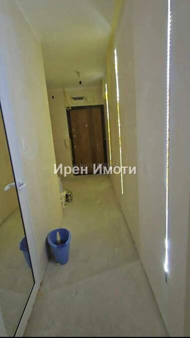 Vânzare - Apartament în Graf Ignatiev,  Iambol