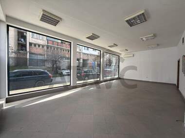 Satış - Dükkan/Ofis/Depo/Güzellik salonu/Diş ofisi olarak Kiuçuk Parij,  Plovdiv