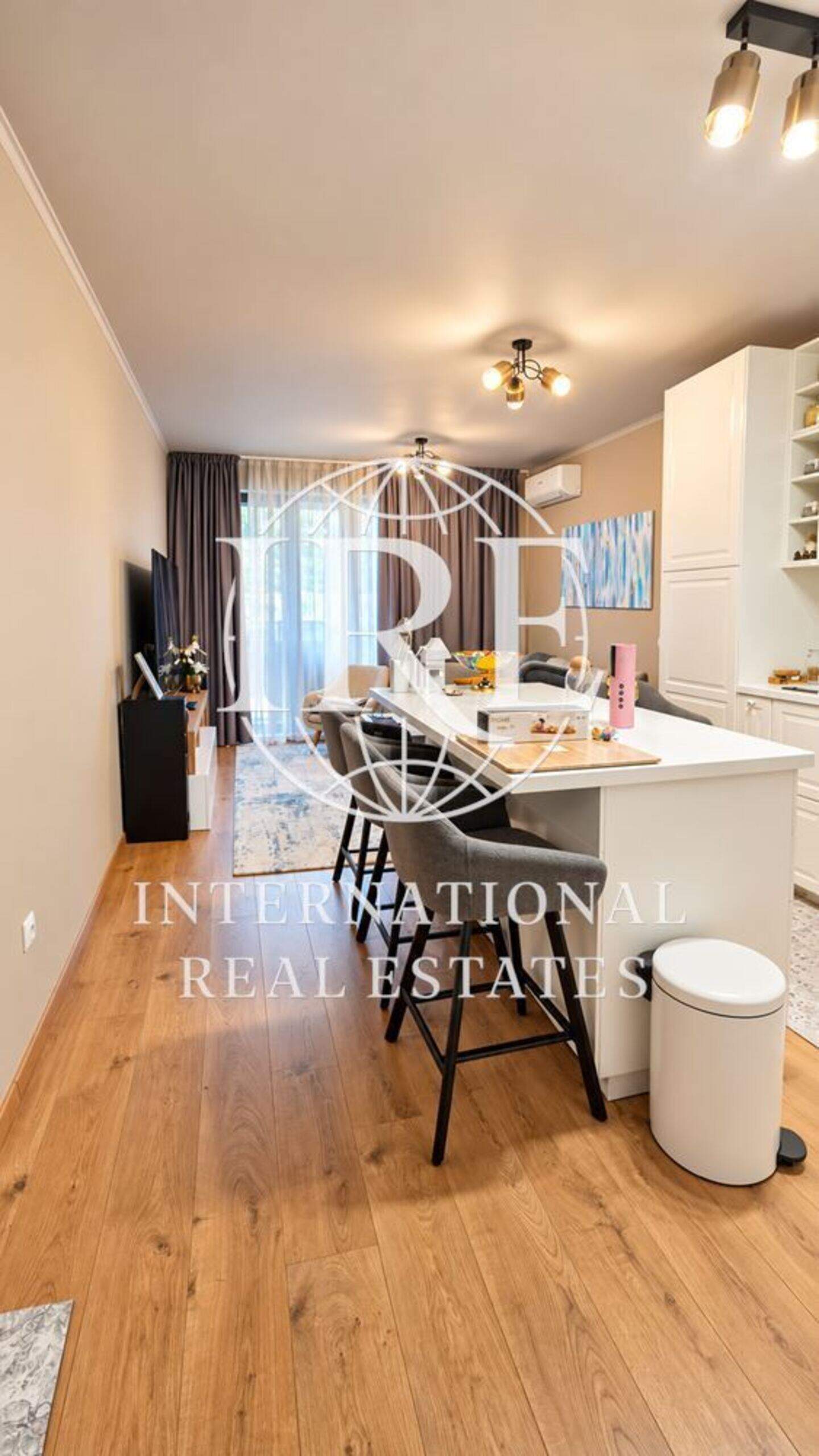 Dreizimmer Wohnung in Sweti Konstantin i Elena, Varna – Foto 4