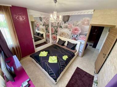 Închiriere - Apartament în Zornița,  Burgas