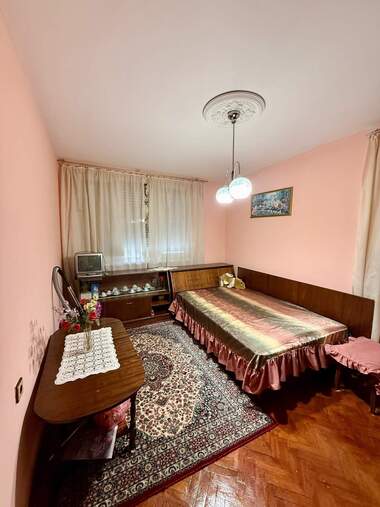Vânzare - Apartament în Țentăr,  Vrața