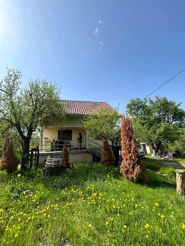 Продажа - Дом вo Врачански лозя в.з.,  Враца