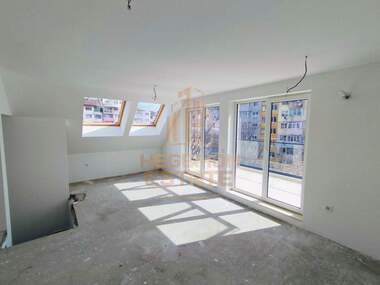 Vânzare - Apartament în Levski,  Varna