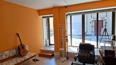 Închiriere - Birou/Magazin/Depozit/Salon de frumusețe/Restaurant în Zona B-5,  Sofia